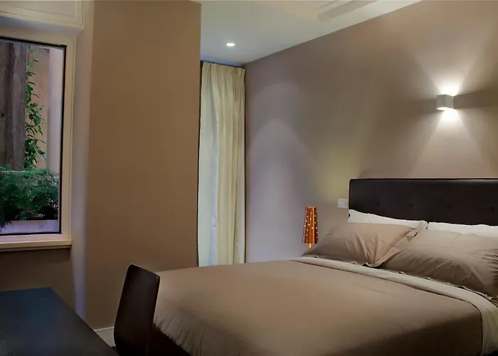 فندق مبيت وإفطار Regola روما